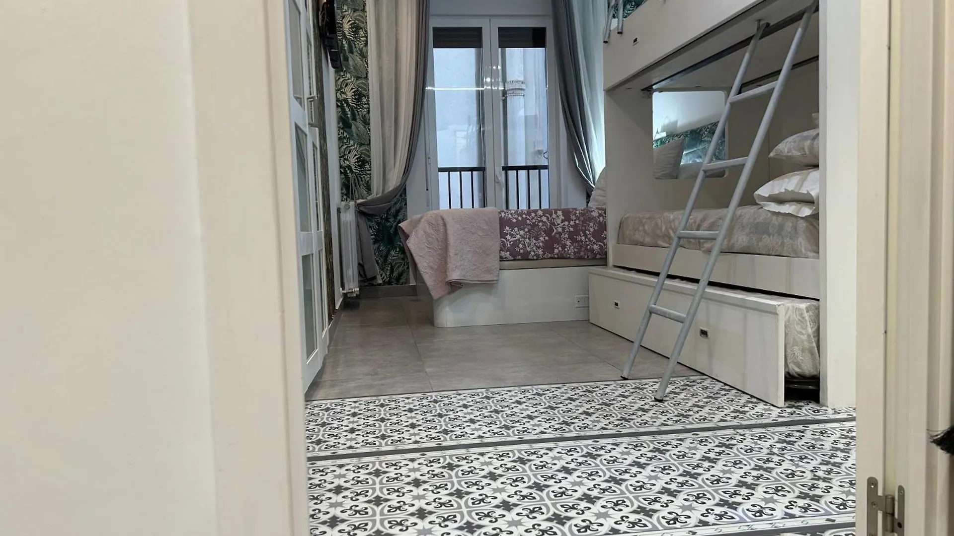 Wonderful Room En Suite San Sebastián 0*,  Spanien